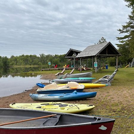 Lakefront Hideaway Resort Kawartha Lakes Dış mekan fotoğraf