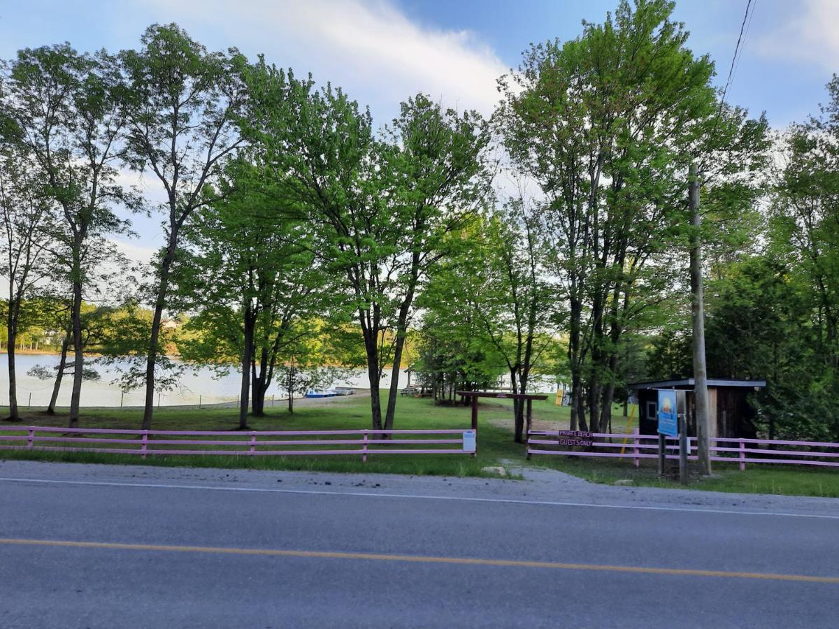 Lakefront Hideaway Resort Kawartha Lakes Dış mekan fotoğraf