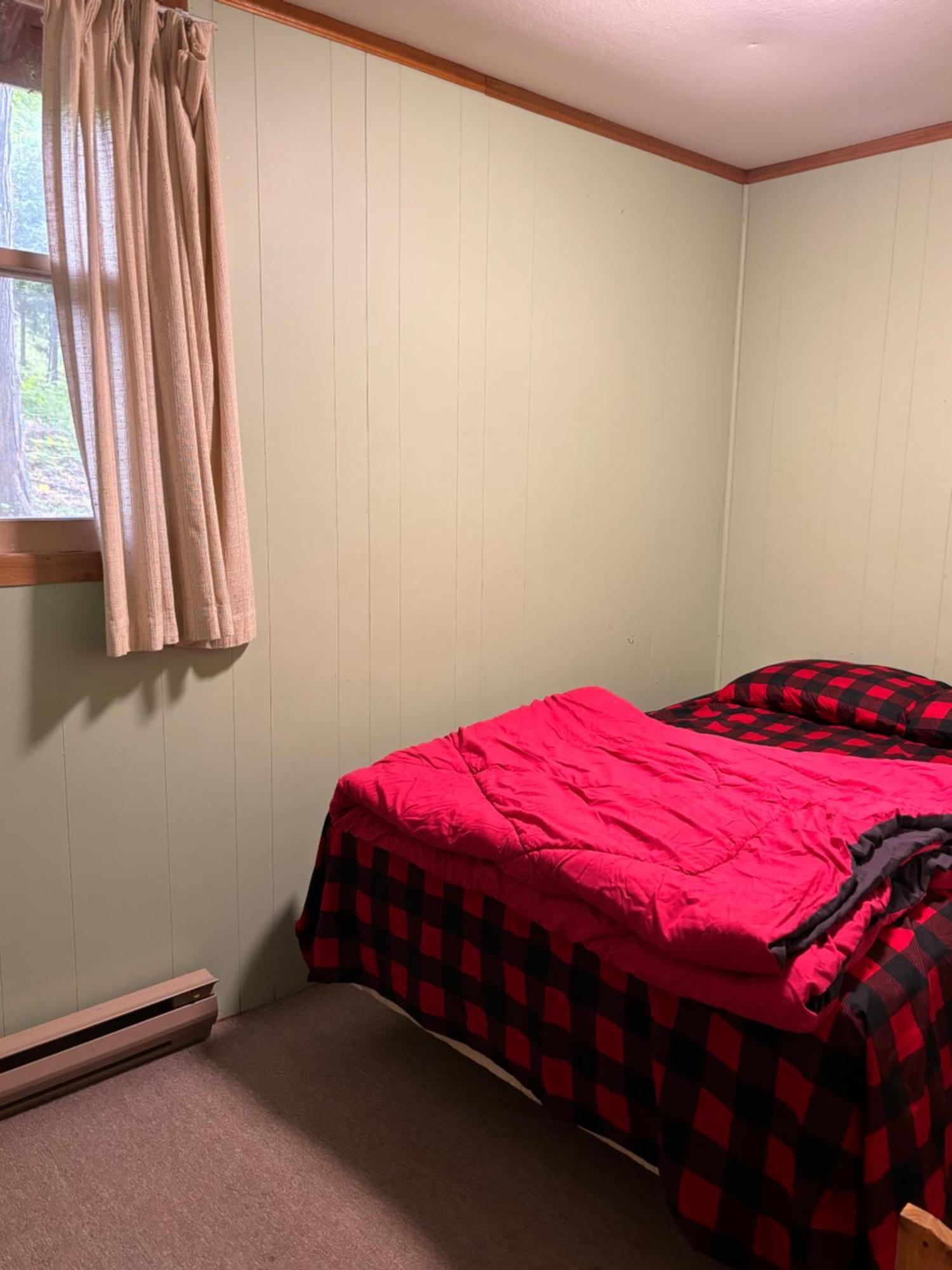 Lakefront Hideaway Resort Kawartha Lakes Oda fotoğraf